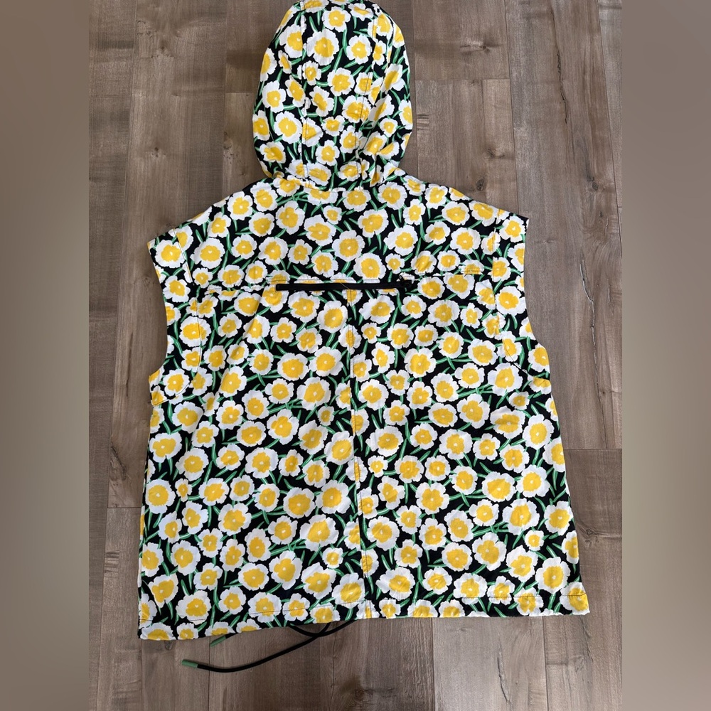 NEW DVF x Target Nylon Packable Hooded Vest Women Medium Poppy‎ Floral Full Zip - Picture 6 of 8